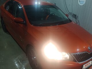 2017 Skoda Rapid I, оранжевый, 950000 рублей, вид 3