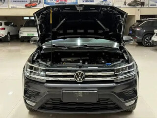 2022 Volkswagen Tharu I, чёрный, 1478010 рублей, вид 5