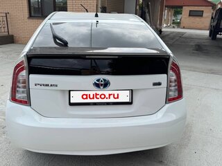 2012 Toyota Prius III Рестайлинг (XW30), белый, 1100000 рублей, вид 5