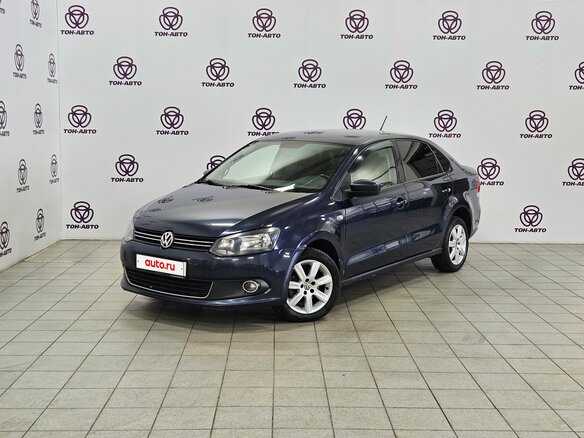 2013 Volkswagen Polo V, синий, 575000 рублей