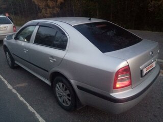 2005 Skoda Octavia I (A4) Рестайлинг, серебристый, 400000 рублей, вид 5