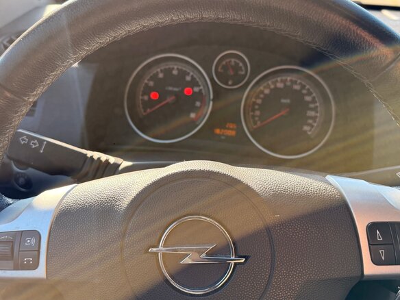 2013 Opel Astra H Рестайлинг, серебристый, 580000 рублей - вид 6