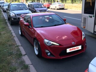 2012 Toyota GT86 I, красный, 3500000 рублей, вид 2