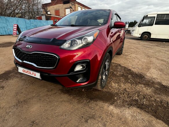 2020 Kia Sportage IV Рестайлинг, пурпурный, 1999999 рублей - вид 3
