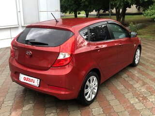2016 Hyundai Solaris I Рестайлинг, красный, 1200000 рублей, вид 4