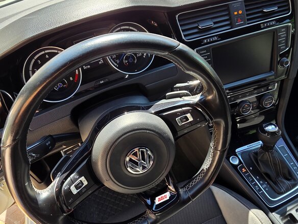 2014 Volkswagen Golf R VII, белый, 2998000 рублей - вид 21