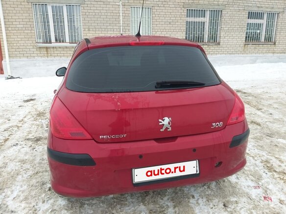 2010 Peugeot 308 I, красный, 530000 рублей - вид 2