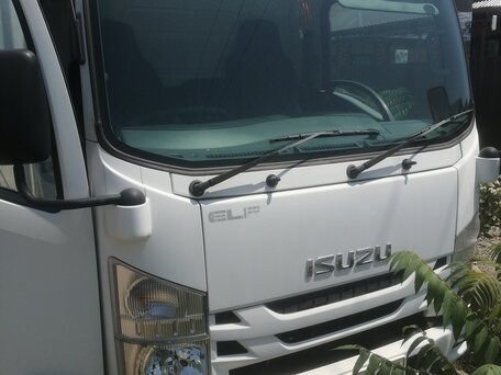 2017 Isuzu Elf (N-series), белый, 3000000 рублей, вид 1