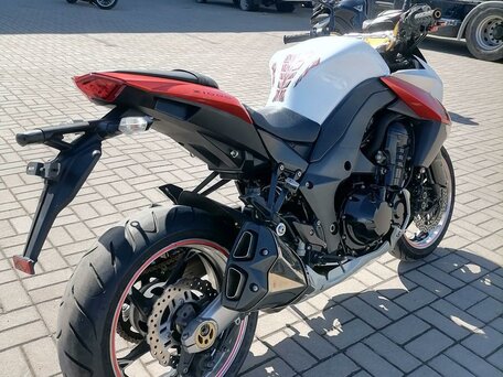 2010 Kawasaki Z 1000, красный, 799000 рублей, вид 4