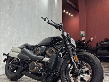 2021 Harley-Davidson Sportster S, чёрный, 1295000 рублей, вид 4