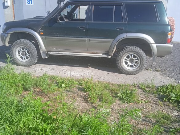 1998 Nissan Patrol V (Y61), зелёный, 850000 рублей - вид 7
