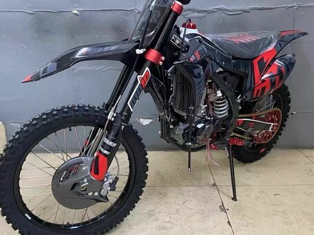 2025 BSE Z8, чёрный, 300000 рублей, вид 3