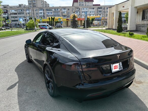 2021 Tesla Model S Plaid I Рестайлинг 2, чёрный, 8600000 рублей - вид 12