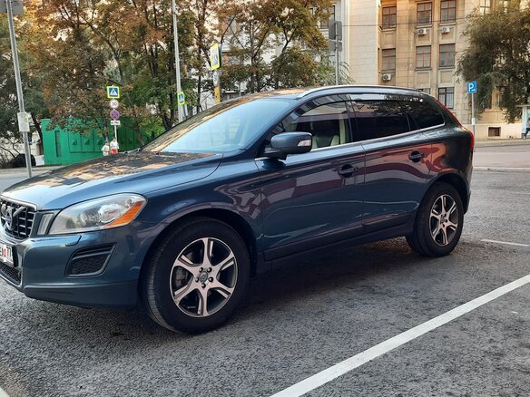 2011 Volvo XC60 I, синий - вид 18