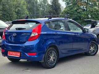 2013 Hyundai Solaris I, синий, 599000 рублей, вид 4