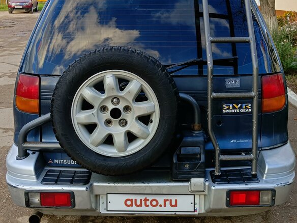 1993 Mitsubishi RVR I, серый, 350000 рублей - вид 1