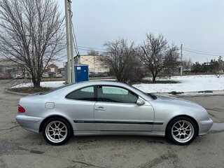2001 Mercedes-Benz CLK-Класс 200 I (W208) Рестайлинг, серебристый, 550000 рублей, вид 4