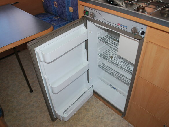 2003 Adria Unica, белый - вид 13