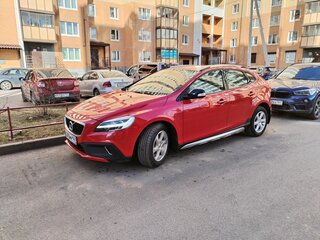 2018 Volvo V40 Cross Country I Рестайлинг, красный, 2200000 рублей, вид 2