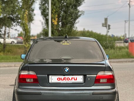 2001 BMW 5 серии 530i IV (E39) Рестайлинг, серый, 990000 рублей, вид 4