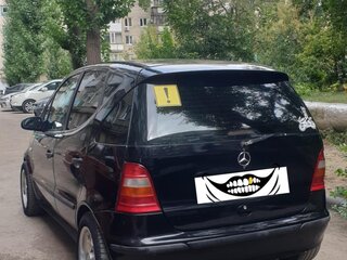 2000 Mercedes-Benz A-Класс 140 I (W168), чёрный, 370000 рублей, вид 5