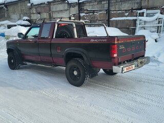 1993 Dodge Dakota I, красный, 1000000 рублей, вид 4