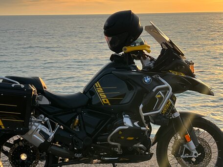 2021 BMW R 1250 GS Adventure, чёрный, 2100000 рублей, вид 1