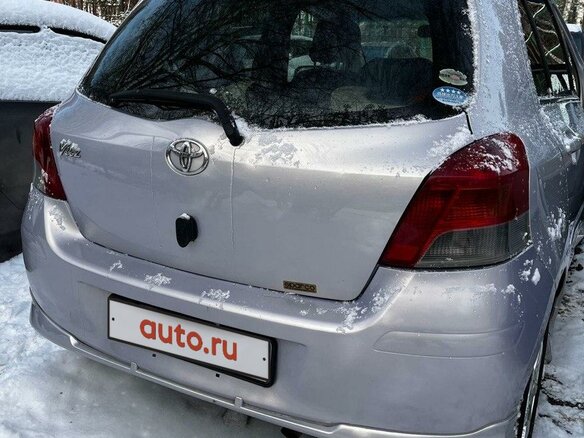 2008 Toyota Vitz II (XP90), серый, 770000 рублей - вид 12