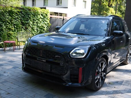 2026 Mini Countryman JCW John Cooper Works III, чёрный, 7590000 рублей, вид 3