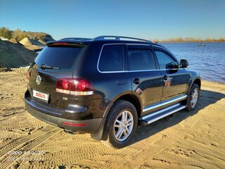 2008 Volkswagen Touareg I Рестайлинг, чёрный, 1280000 рублей, вид 2