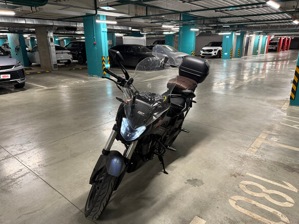 2019 Bajaj Dominar 400, чёрный, 275000 рублей - вид 5