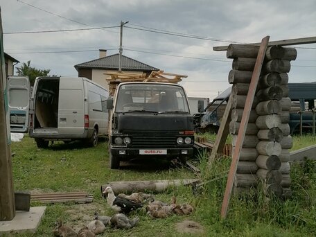 1986 Nissan Atlas, белый, 390000 рублей, вид 4