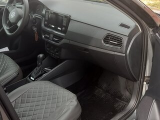 2021 Volkswagen Polo VI, серый, 1680000 рублей, вид 4