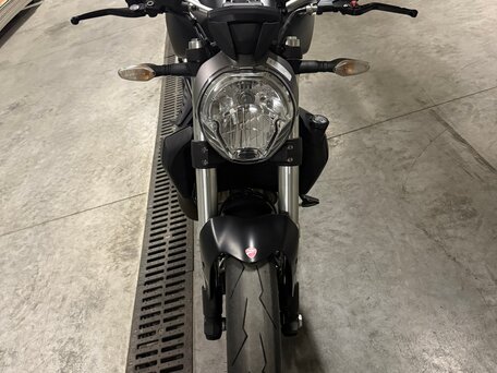 2015 Ducati Monster 821, чёрный, 600000 рублей, вид 3