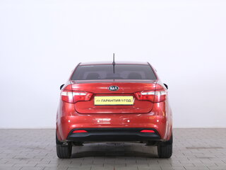 2013 Kia Rio 5-speed III, красный, 629000 рублей, вид 5