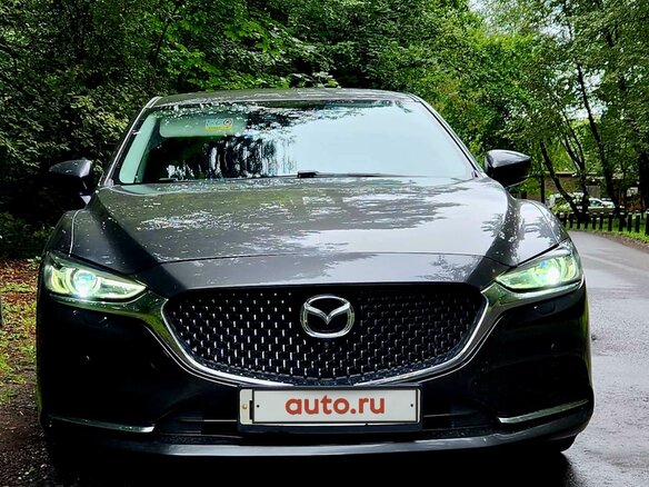 2018 Mazda 6 III (GJ) Рестайлинг 2, серый, 1830000 рублей - вид 3