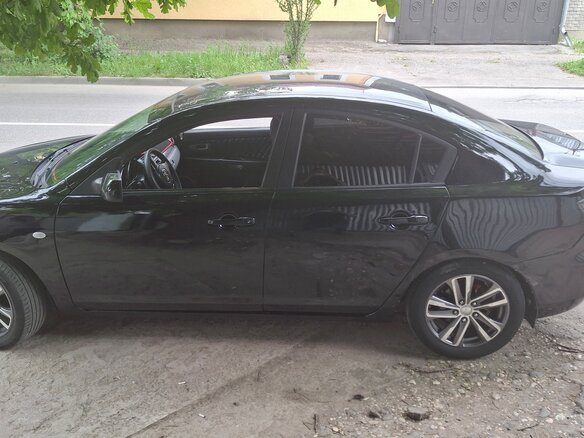 2006 Mazda 3 I (BK) Рестайлинг, чёрный, 560000 рублей - вид 7