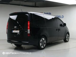2025 Hyundai Staria I, чёрный, 4310000 рублей, вид 3