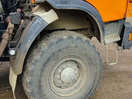 2008 КамАЗ 43114, красный, 3000000 рублей, вид 2