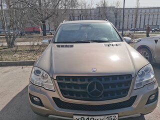 2009 Mercedes-Benz M-Класс 320 II (W164) Рестайлинг, золотистый, 1650000 рублей, вид 1