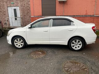 2013 Chevrolet Cobalt II, белый, 565000 рублей, вид 4