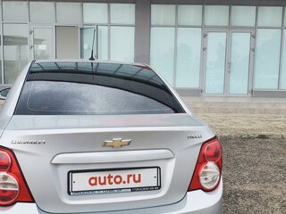 2013 Chevrolet Aveo II, серебристый, 630000 рублей, вид 5