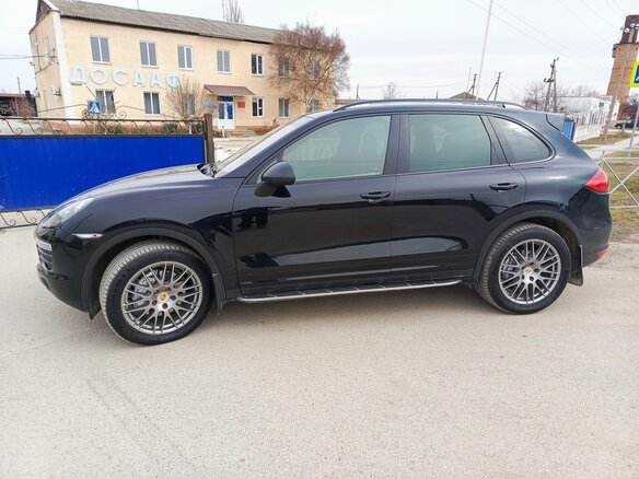 2010 Porsche Cayenne S II (958), чёрный, 2650000 рублей - вид 10