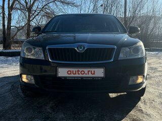 2010 Skoda Octavia II (A5) Рестайлинг, чёрный, 850000 рублей, вид 3