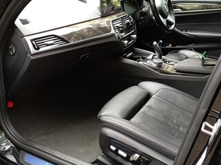 2017 BMW 5 серии 530e VII (G30/G31/G38), чёрный, 3700000 рублей, вид 2