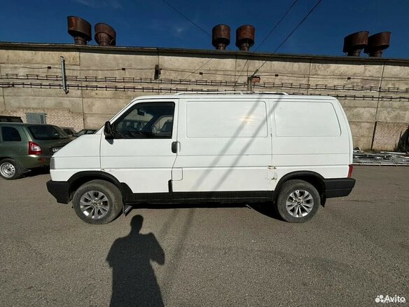 1993 Volkswagen Transporter T4, белый - вид 2
