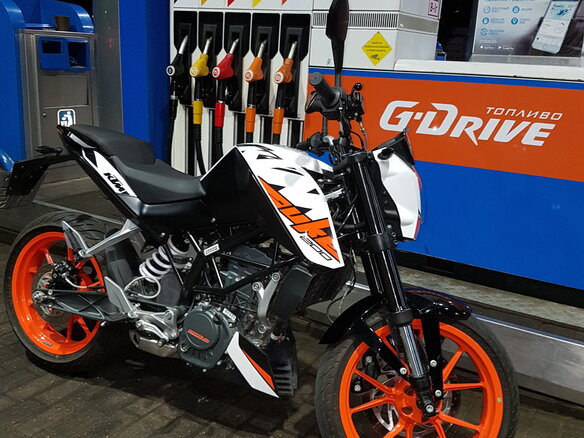 2017 KTM 200 Duke, белый