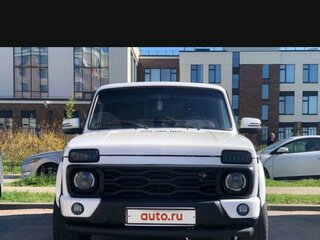 2013 Lada (ВАЗ) 2121 (4x4) I Рестайлинг, белый, 700000 рублей, вид 2