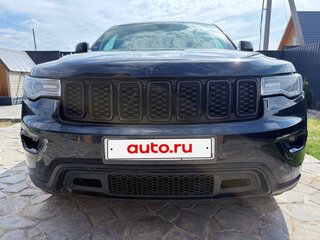 2017 Jeep Grand Cherokee IV (WK2) Рестайлинг, чёрный, 2650000 рублей, вид 3