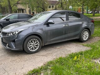 2021 Kia Rio IV Рестайлинг, серый, 1970000 рублей, вид 5